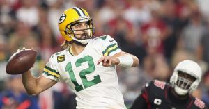 Aaron Rodgers Admits He ‘Misled Some People’ About His COVID-19 Vaccination Status