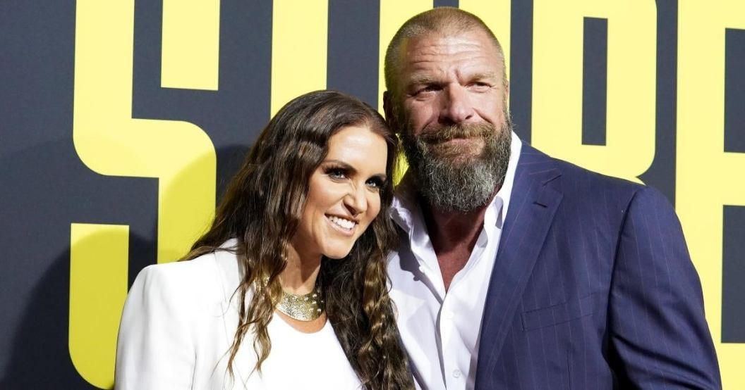 wwe-triple-h-stephanie-mcmahon-daughter-wrestling-training.jpg