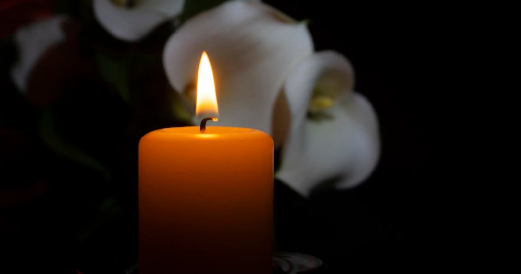 candle-memorial-tribute-obituary-funeral.jpg