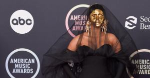 Cardi B’s Red Carpet Look at the 2021 American Music Awards Turned Heads