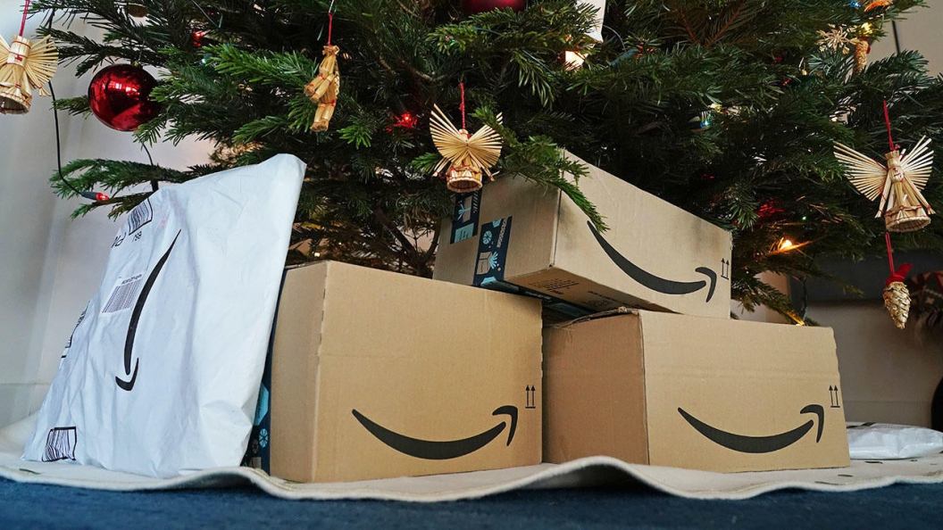 amazon-holiday-header.jpg