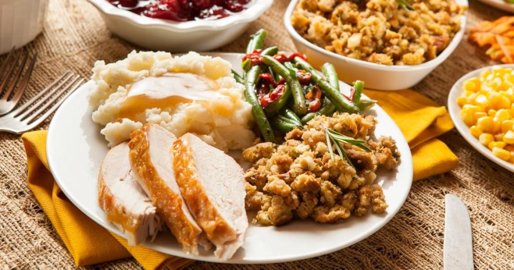thanksgiving-dinner-getty-images.jpg