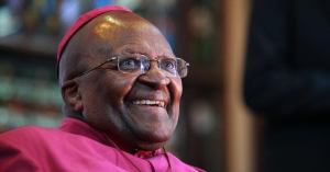 Desmond Tutu, Nobel Peace Prize Winner, Dead at 90