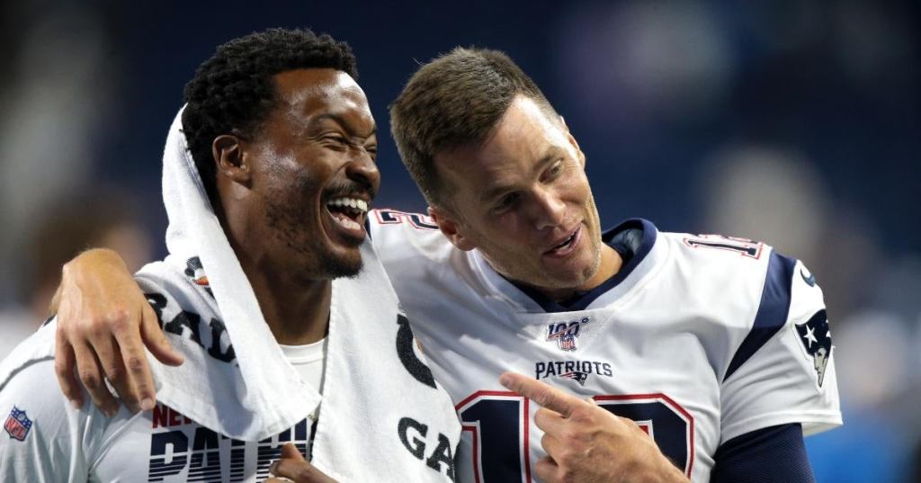 tom-brady-demaryius-thomas-mourns-death-patriots-temamate.jpg