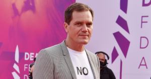 ‘George and Tammy’: Michael Shannon Speaks on Learning George Jones Songs