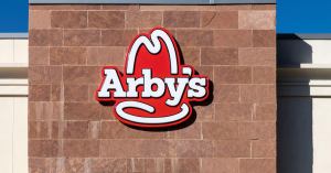 Arby’s Brings Back Fan-Favorite Menu Item: Watch the Announcement for the Potato Cakes Comeback