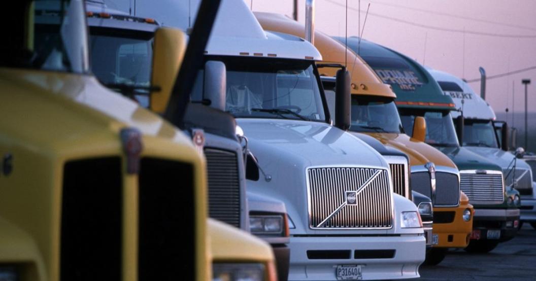 semi-trucks-getty.jpg