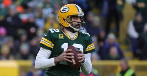Aaron Rodgers Gives Promising Update on Toe Injury