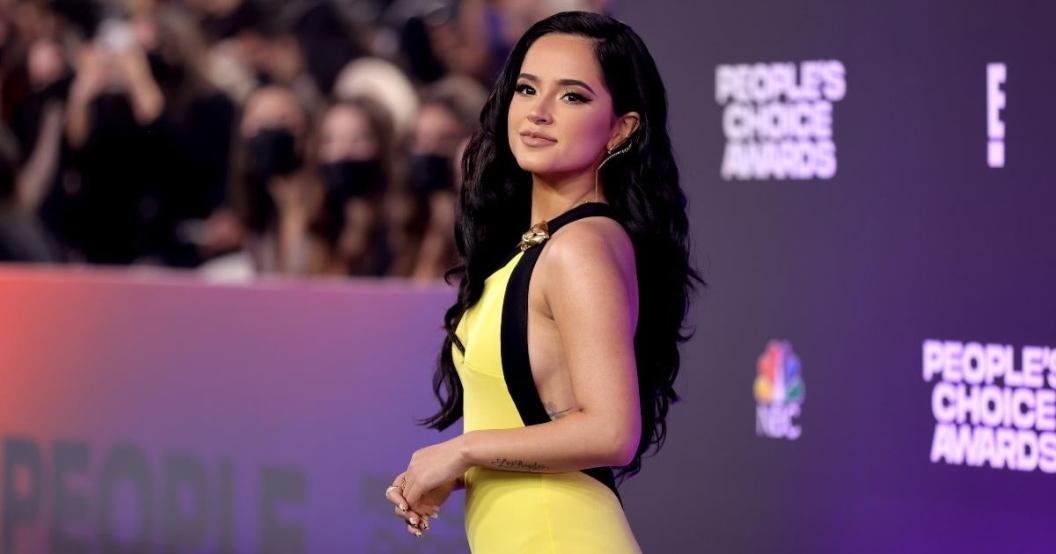 becky-g-shoots-hoops-rome-flynn-face-to-face-with-becky-g-clip.jpg