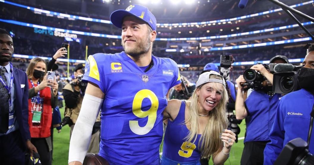 matthew-stafford-wife-kelly-emotional-moment-rams-win-nfc-championship.jpg