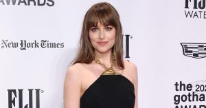 Dakota Johnson Reveals Her ‘Social Network’ Co-Star Who ‘Didn’t Acknowledge’ Her