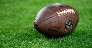 6-Time NFL Pro Bowler Unretires, Signs With Super Bowl Contender