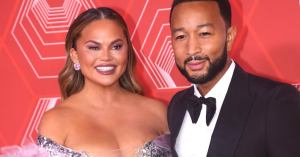 Chrissy Teigen Teases Fans to Get ‘Riled up’ Over Her New Photos Amid Khloe Kardashian Comparison