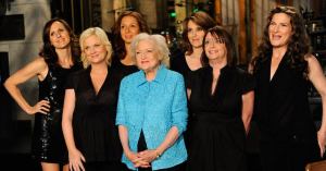 ‘SNL’ Paying Tribute to Betty White by Re-Airing Her Classic Episode in Wake of Her Death