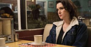 ‘Yellowjackets’ Star Melanie Lynskey’s Co-Stars Defend Her Against Body Shaming on Set