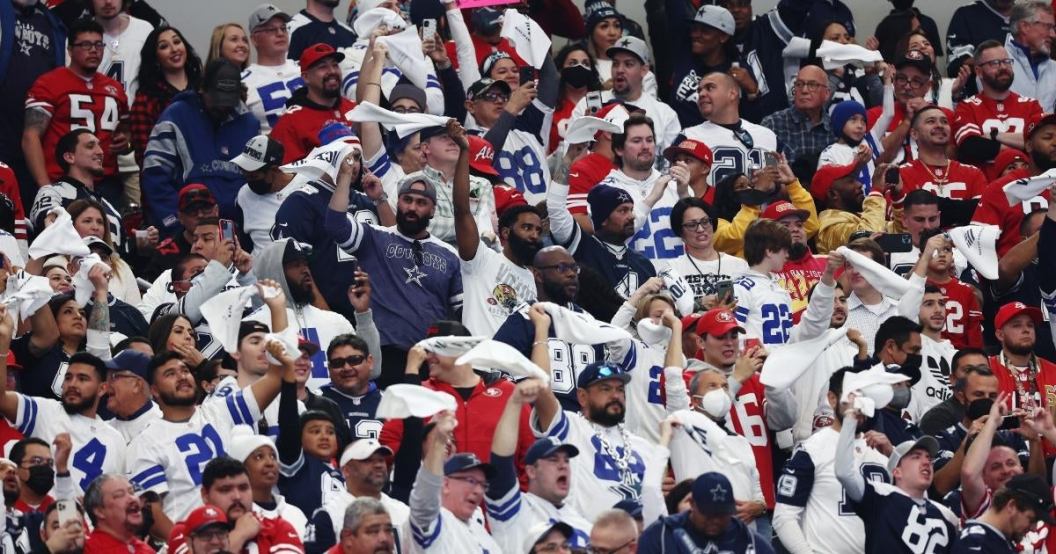 dallas-cowboys-fans-throw-trash-referees-after-playoff-loss-49ers.jpg
