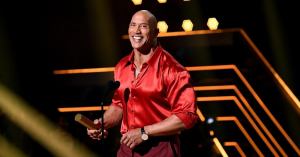 Dwayne ‘The Rock’ Johnson Has Hilarious Take on Joe Burrow’s Turtleneck and Chain