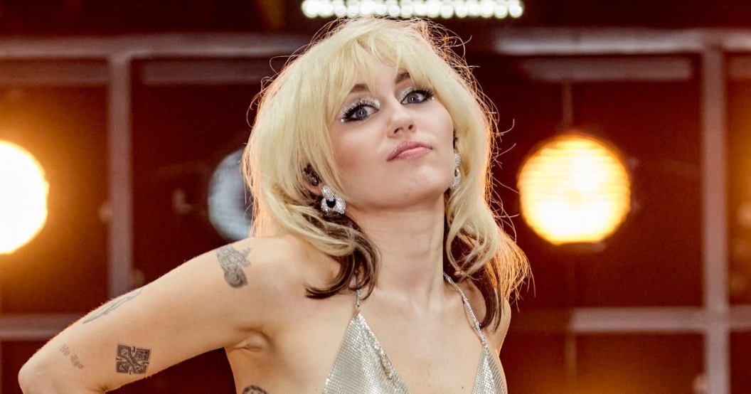 miley-cyrus-new-years-eve.jpg
