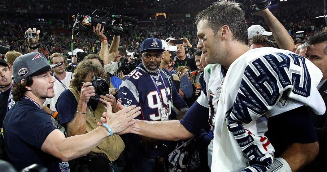 mark-wahlberg-reacts-tom-brady-not-mentioning-patriots-retirement-announcement.jpg