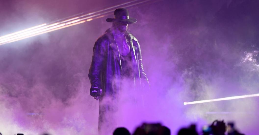 the-undertaker-inducted-wwe-hall-of-fame-2022.jpg