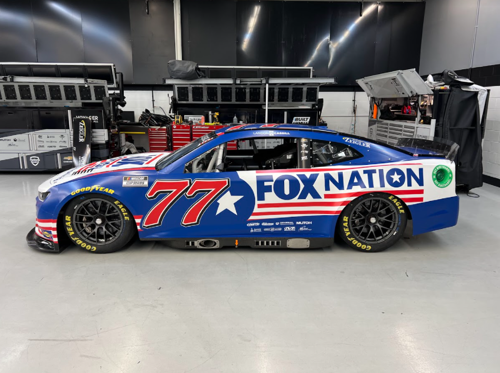 fox-nation-road-to-daytona-77.png