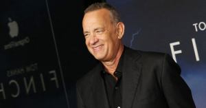 Tom Hanks Crashes Bride’s Wedding Photoshoot in Hilarious Moment