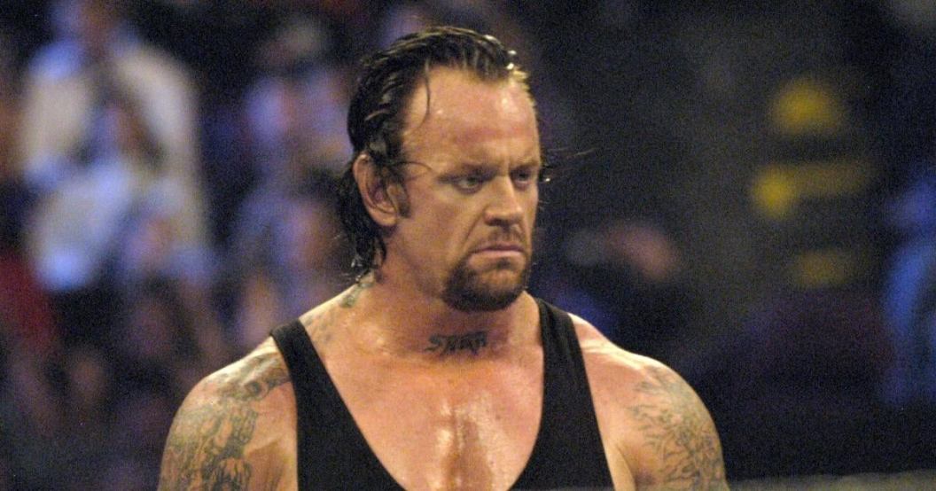 the-undertaker-set-step-behind-nascar-wheel-sunday-texas-race.jpg