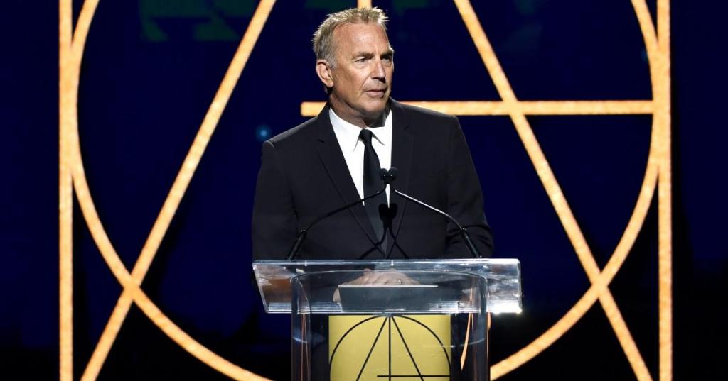 kevin-costner-art-directors-guild-getty-images.jpg