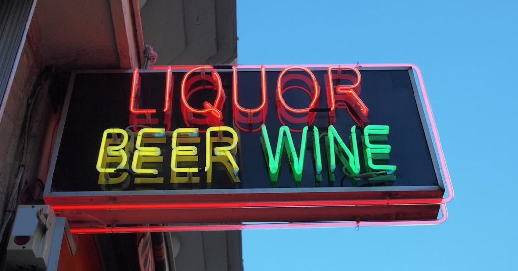 liquor-store-getty.jpg