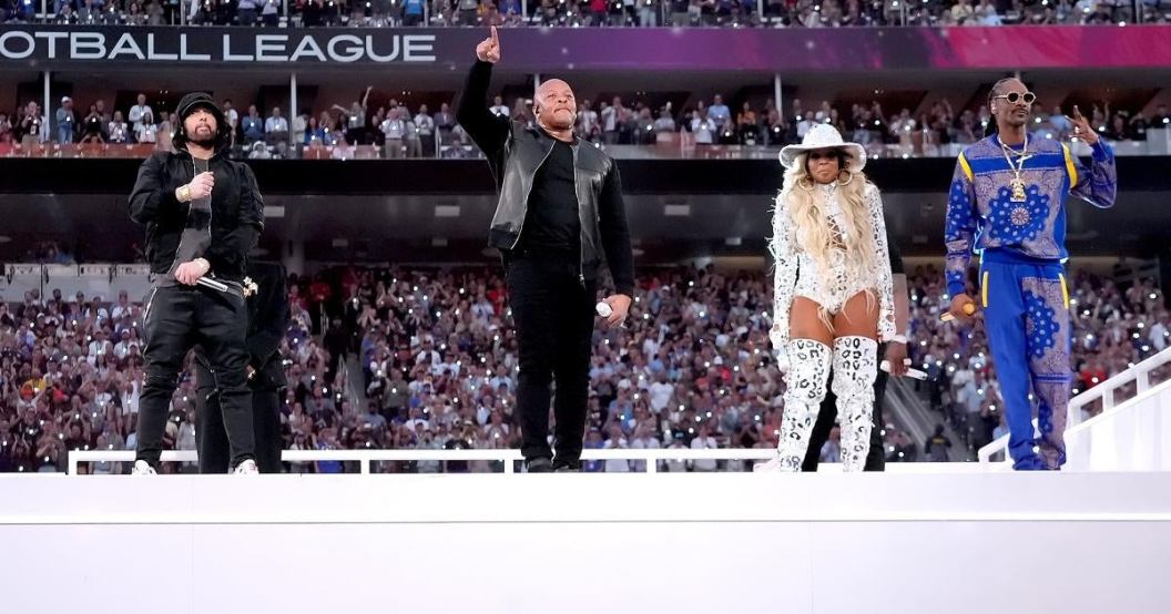 super-bowl-halftime-show-fcc-complaints-in-numbers-surprising.jpg