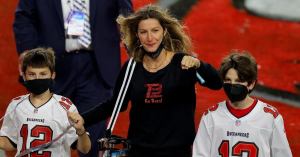 Gisele Bündchen Reacts to Husband Tom Brady’s Decision to Un-Retire
