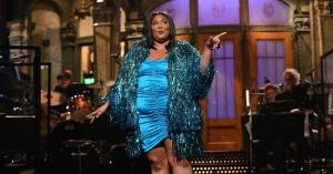 ‘SNL’: Lizzo’s Night Pulling Double Duty Has Viewers Speaking Out