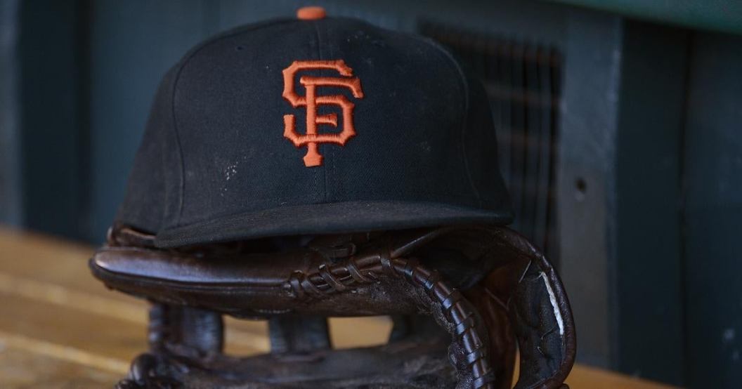san-francisco-giants-coach-alyssa-nakken-first-woman-work-on-field-regular-season-mlb-game.jpg