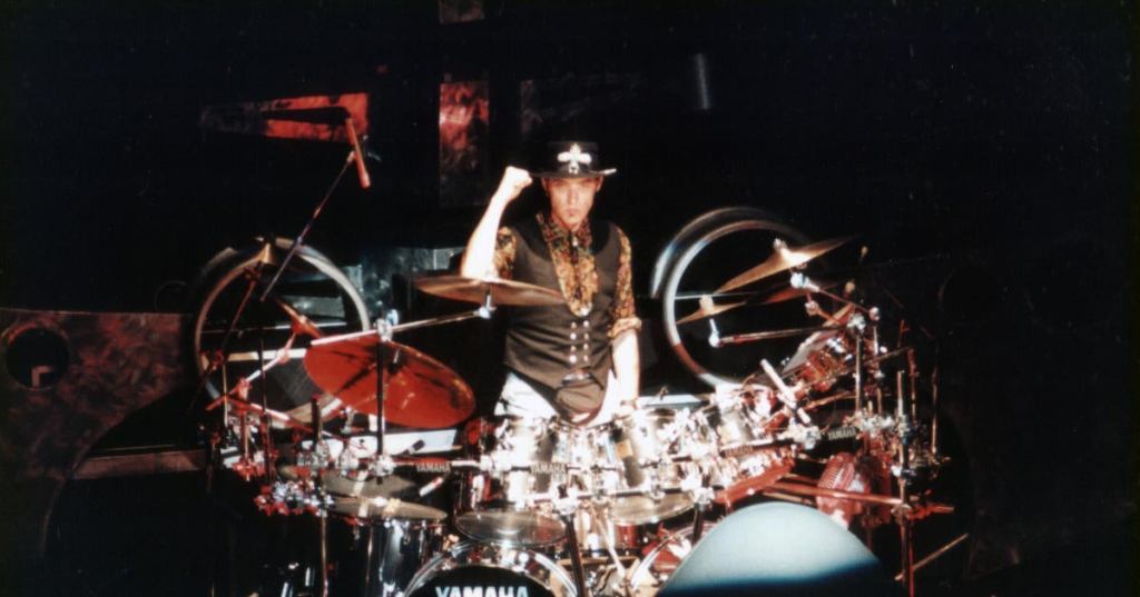 spinal-tap-drummer-ric-parnell.jpg