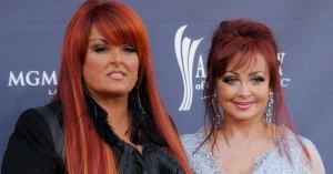 Wynonna Judd Reveals ‘How It’s Goin’ as Mom Naomi’s Death Anniversary Approaches