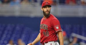 Diamondbacks’ Madison Bumgarner Ejected From Game After One Inning, Goes After Umpire