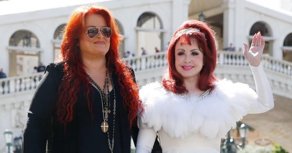 wynonna-and-naomi-judd.jpg