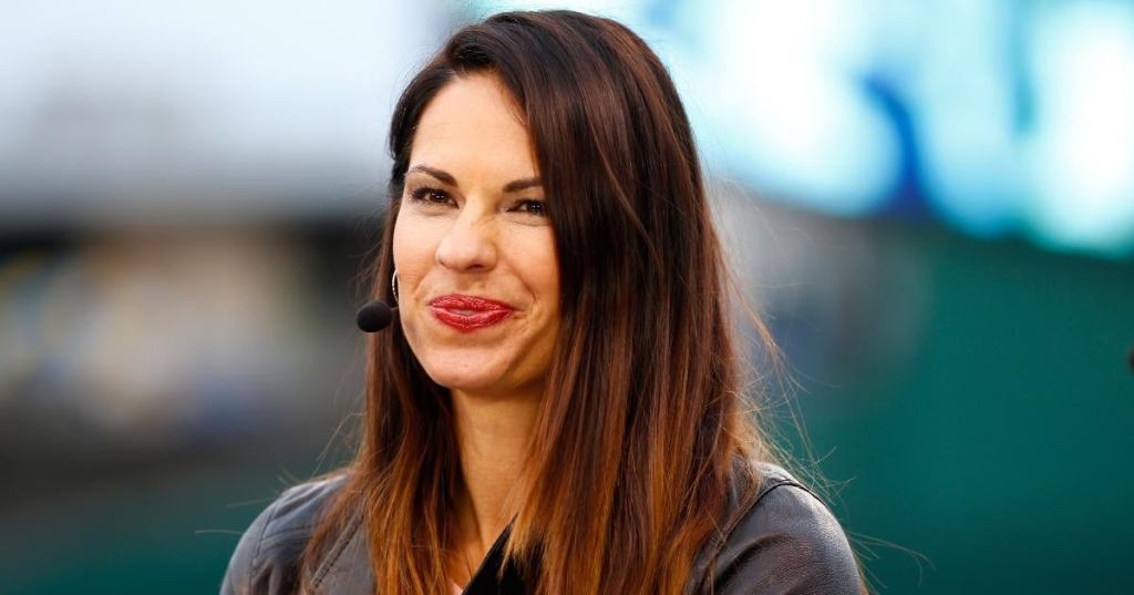 jessica-mendoza-talks-making-history-dodgers-tv-broadcaster.jpg