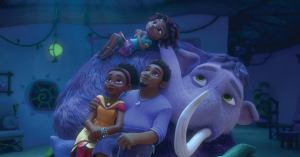 ‘Eureka’: Lil Rel Howery, Renée Elise Goldsberry Talk New Disney Series in Exclusive Featurette