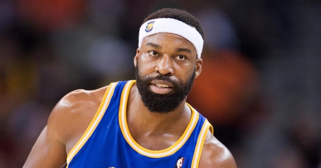 former-golden-state-warriors-baron-davis-reacts-team-winning-nba-championship.jpg