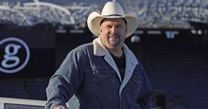 Garth Brooks Reveals Big Update on His Upcoming Bar