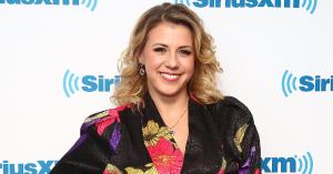 Candace Cameron Bure’s ‘Full House’ Co-Star Jodie Sweetin Supports JoJo Siwa Amid Feud