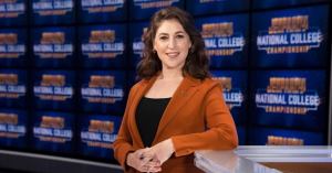 Mayim Bialik Leaves ‘Jeopardy!’ to Support Writers Strike