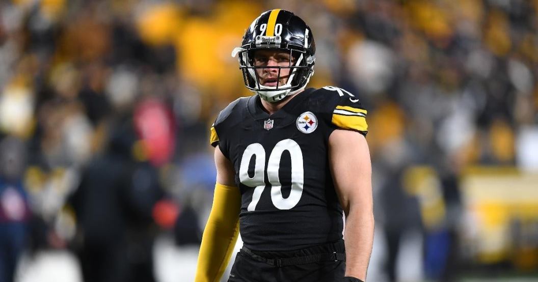 t-j-watt-marries-soccer-player-beach-ceremony.jpg