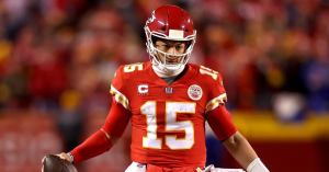 Patrick Mahomes Shows off ‘The Coors Light’ in New Commercial