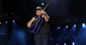 Luke Combs to Be Honored With New County Music Hall of Fame Exhibit