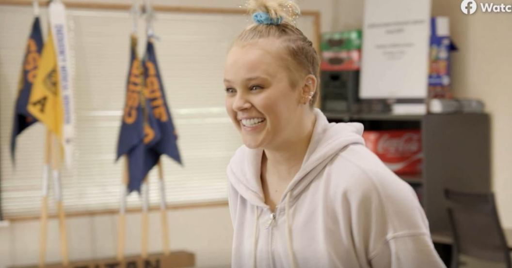 jojo-siwa-gets-taste-boot-camp-jojo-goes-exclusive-clip.jpg