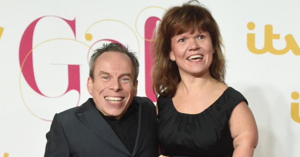 warwick-davis-samantha-davis.jpg