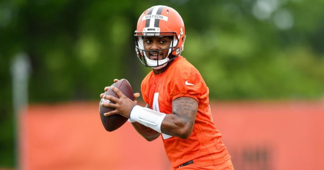national-organization-for-women-blasts-nfl-deshaun-watson-suspension.jpg