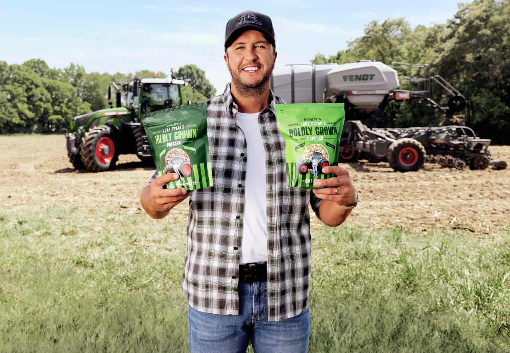 luke-bryan-popcorn.jpg